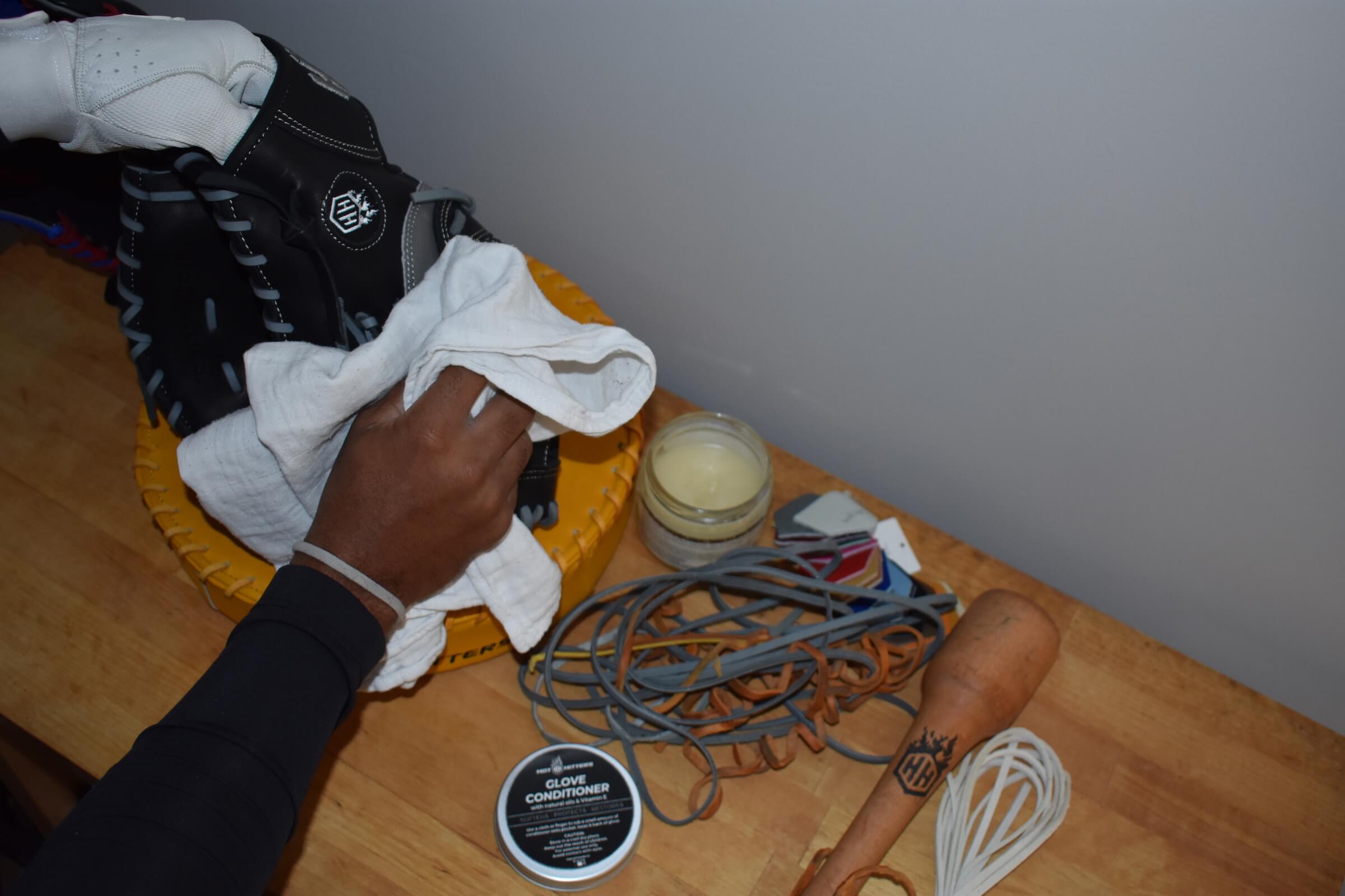 How to Clean your Glove - Hot Hitters