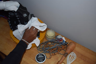How to Clean your Glove