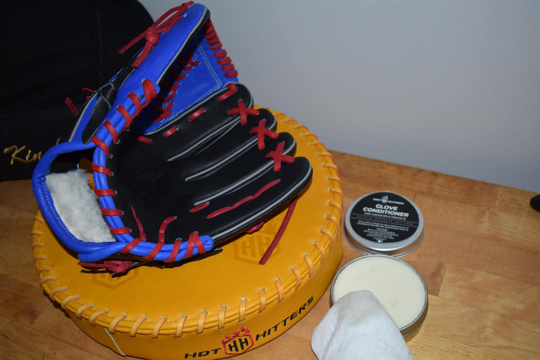 What to Rub on Your Baseball Glove to Break it In? - Hot Hitters
